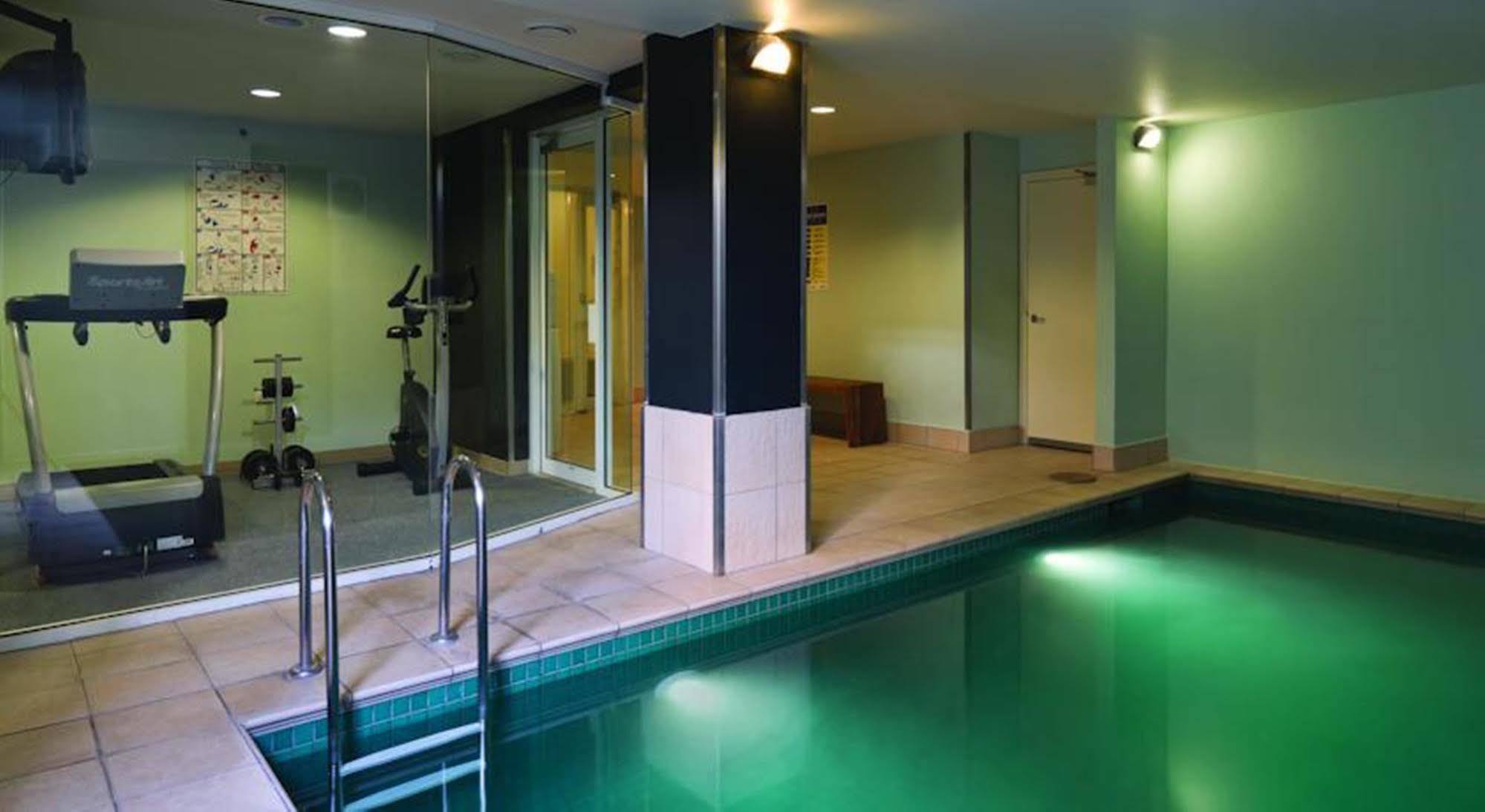 Adina Apartment Hotel South Yarra מלבורן מראה חיצוני תמונה